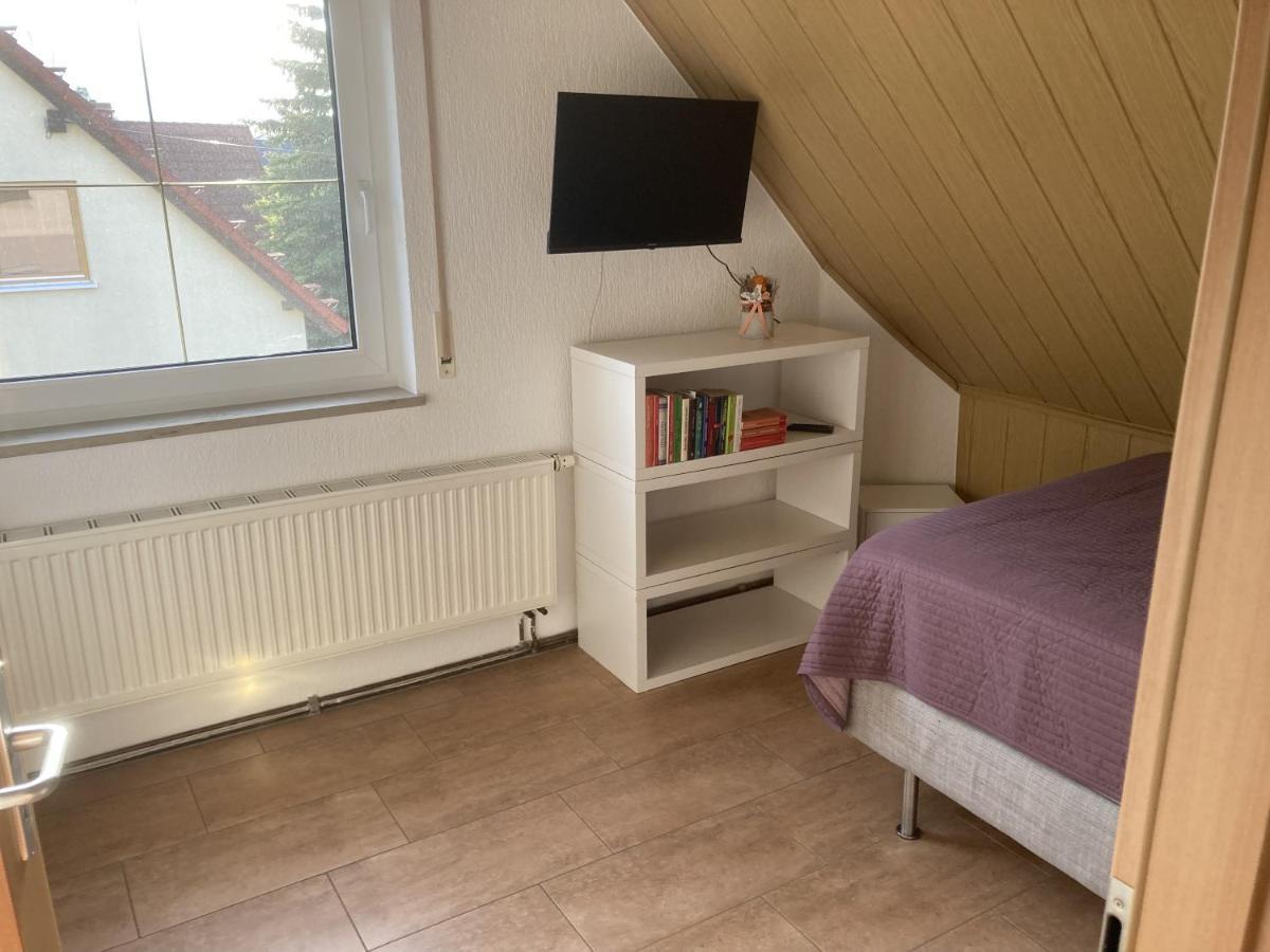 Gaestezimmer Zum Waldsachsener Grund Meerane Bagian luar foto