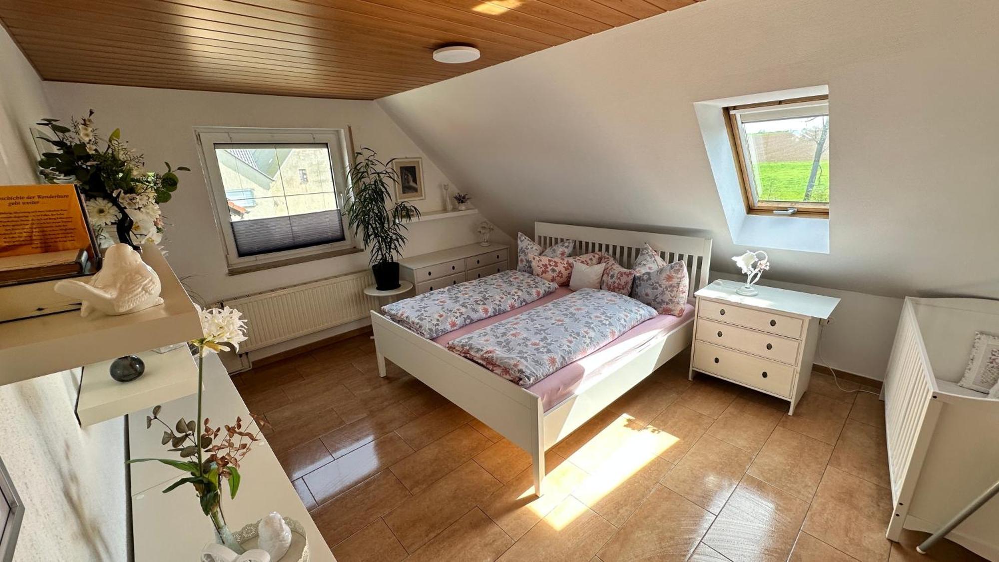 Gaestezimmer Zum Waldsachsener Grund Meerane Bagian luar foto