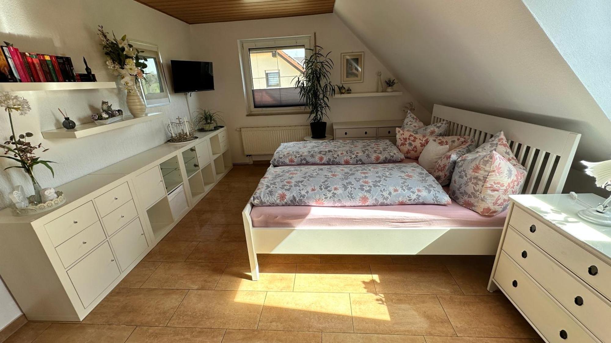 Gaestezimmer Zum Waldsachsener Grund Meerane Bagian luar foto