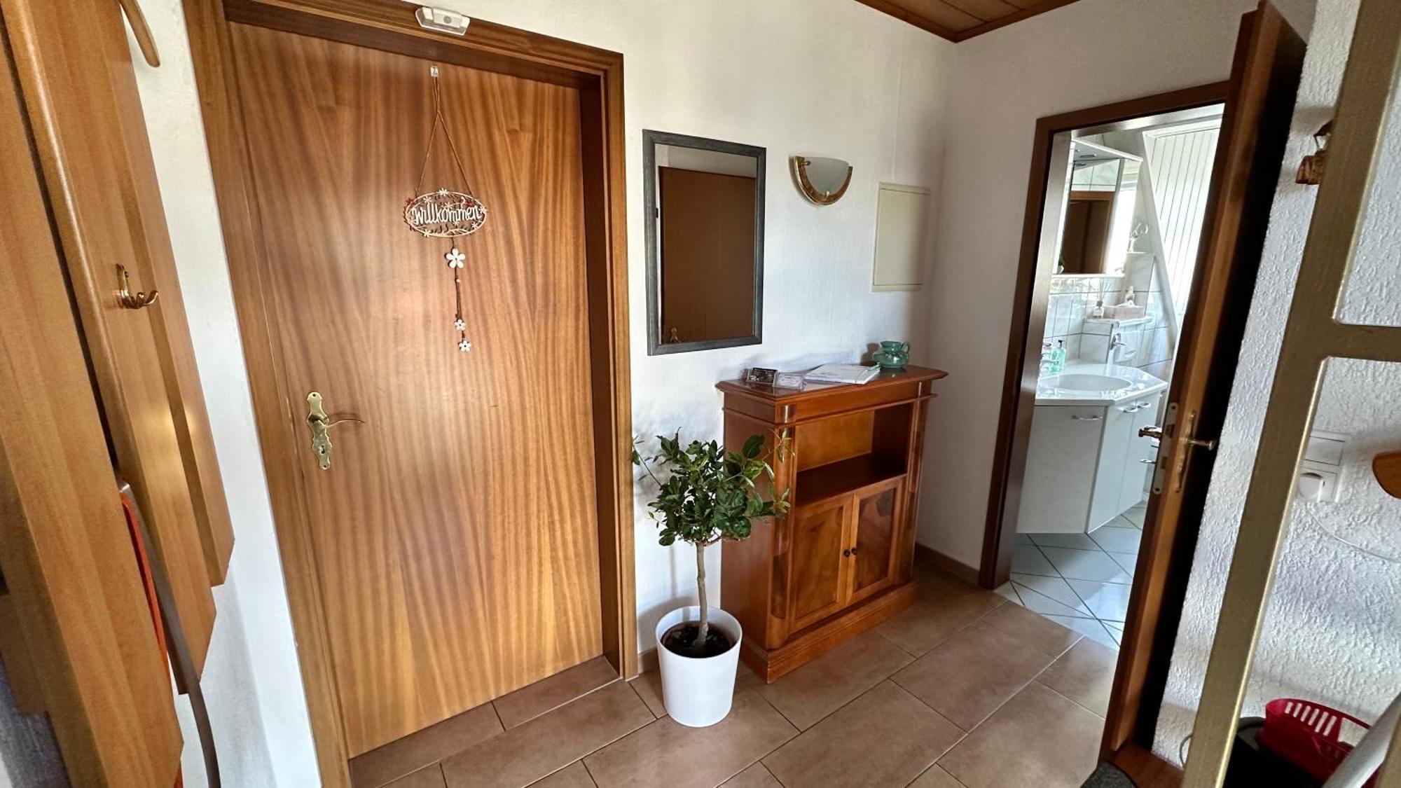 Gaestezimmer Zum Waldsachsener Grund Meerane Bagian luar foto
